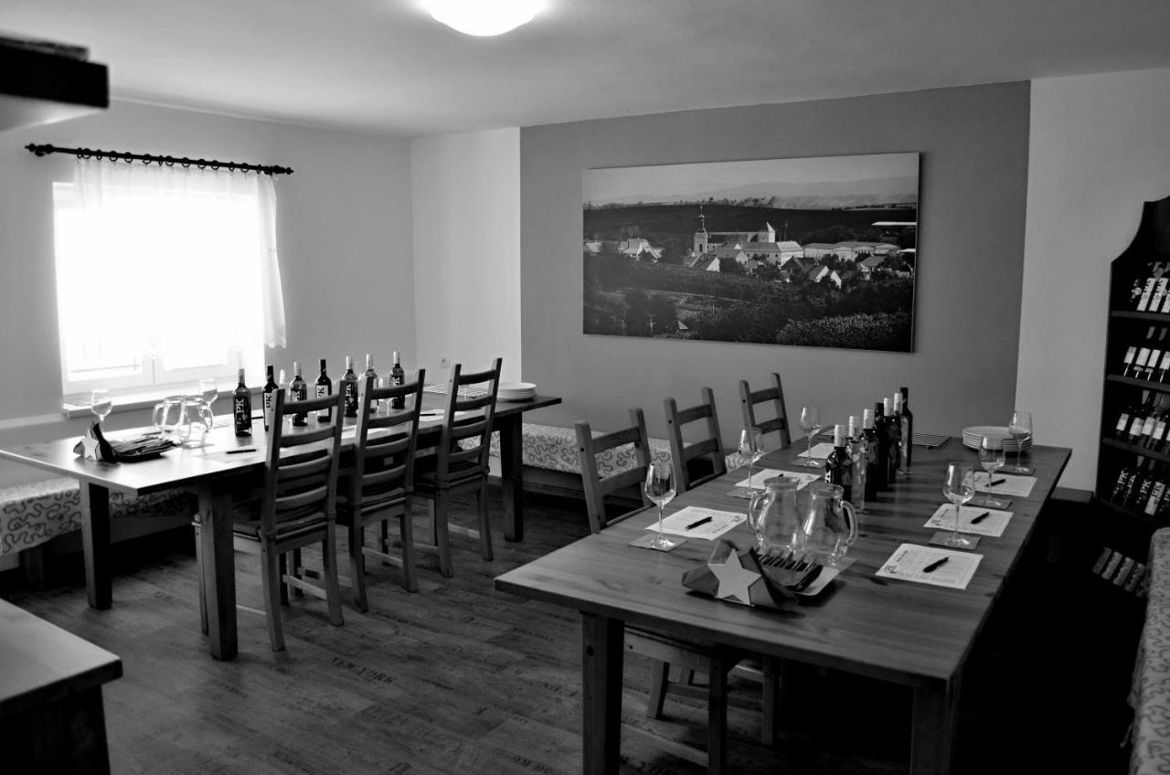 Apartamento Vinařství Koliba Cejkovice  Exterior foto